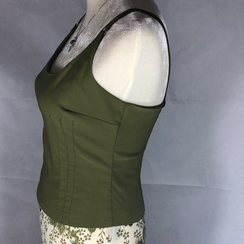 SOLD  = Top , Size S , Skirt , Size S . - Picture 4 of 8